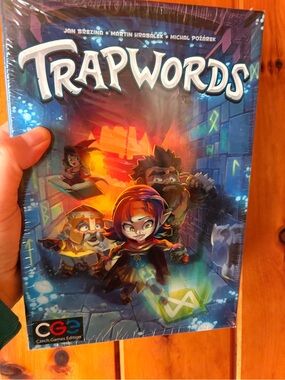 Trapwords board game new